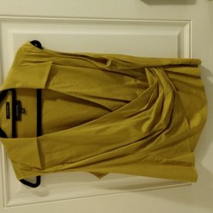 Jones New York sleeveless collar